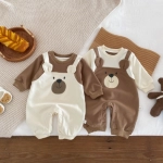 Baby autumn and winter teddy bear fake two-piece long sleeved jumpsuit for newborns, cute crawling clothes
