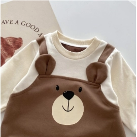 Baby autumn and winter teddy bear fake two-piece long sleeved jumpsuit for newborns, cute crawling clothes