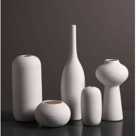 Nordic minimalist white ceramic vase decoration, living room desktop soft decoration, artistic dried flower arrangement, decorative piece