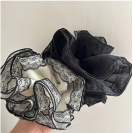 Lace edge, super fairy fashion, palace retro style, large intestine hair circle, summer women's hair accessories, headwear, hair rope, Korean version, color blocked